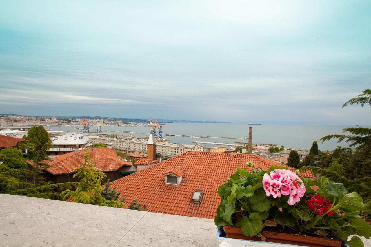 La Mansarda Delle Meraviglie B&B Superior Trieszt Kültér fotó